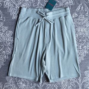 Zen Ribbed Lounge Short in Lead Men's Size Medium
